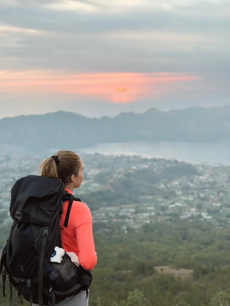 Randonnée à Bali durant la formation en ostéopathie