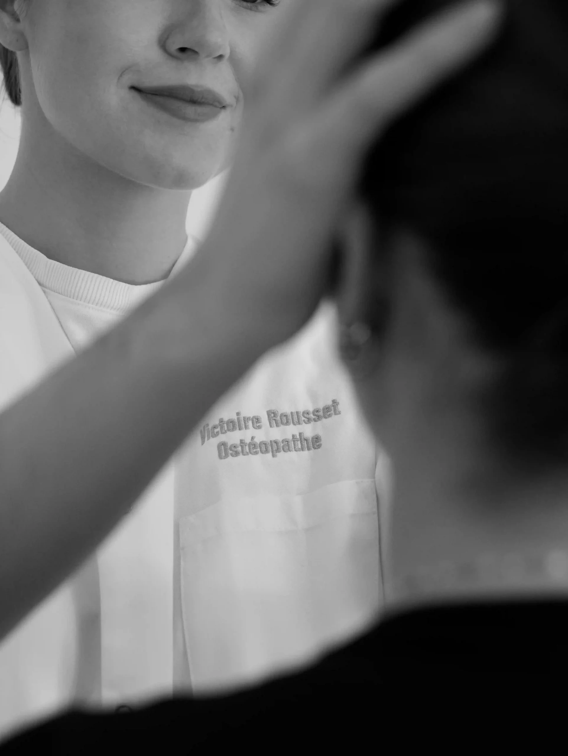 Séance d'ostéopathie douce au cabinet de Victoire Rousset à Montpellier